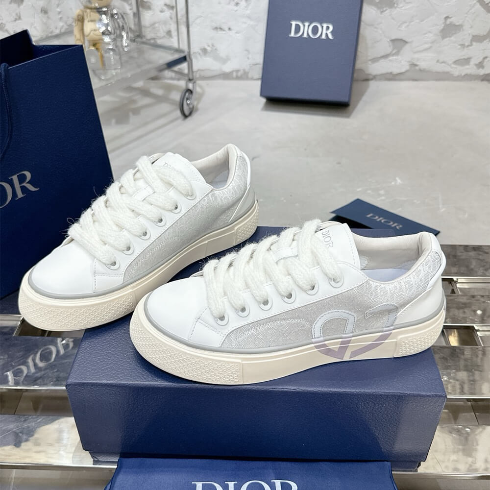D10r B33 Sneaker