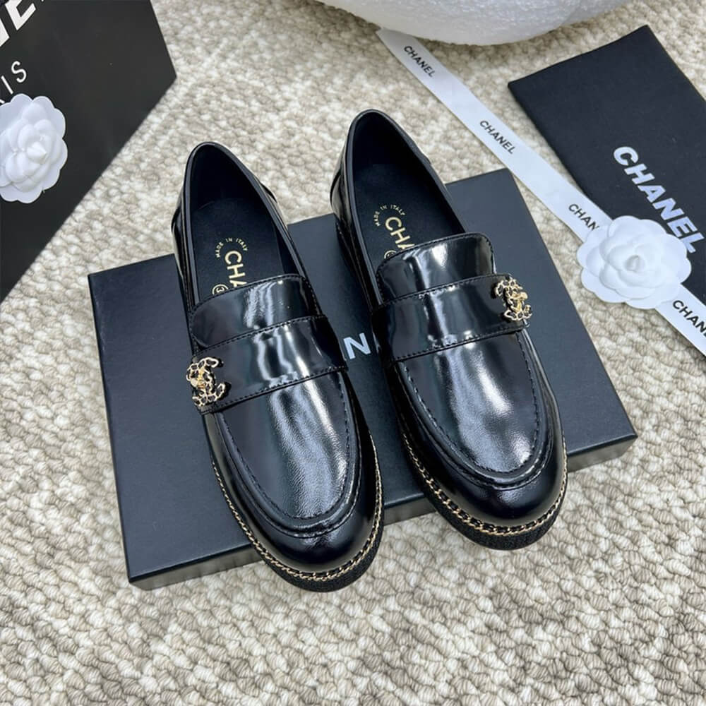 Ch**el Moccasins