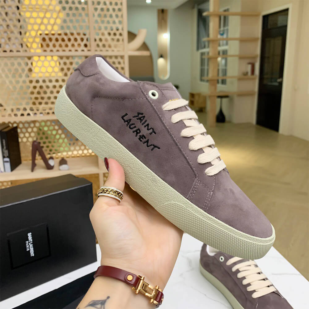 Y51 Court Classic Sneaker
