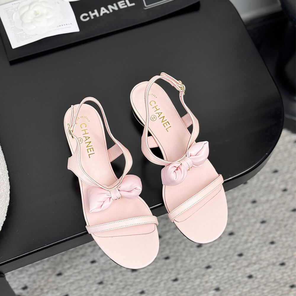 Ch**el Sandal