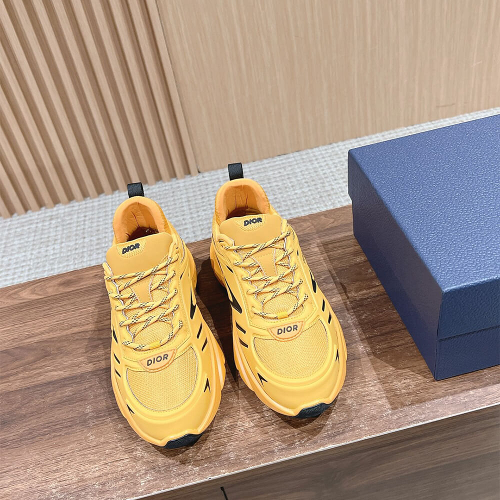 D10r B44 Blade Sneaker