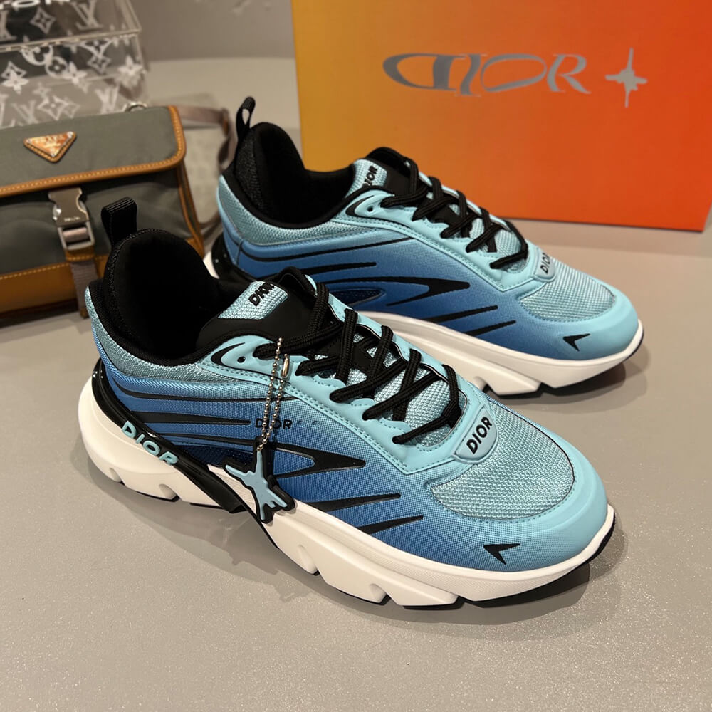 D10r B44 Blade Sneaker