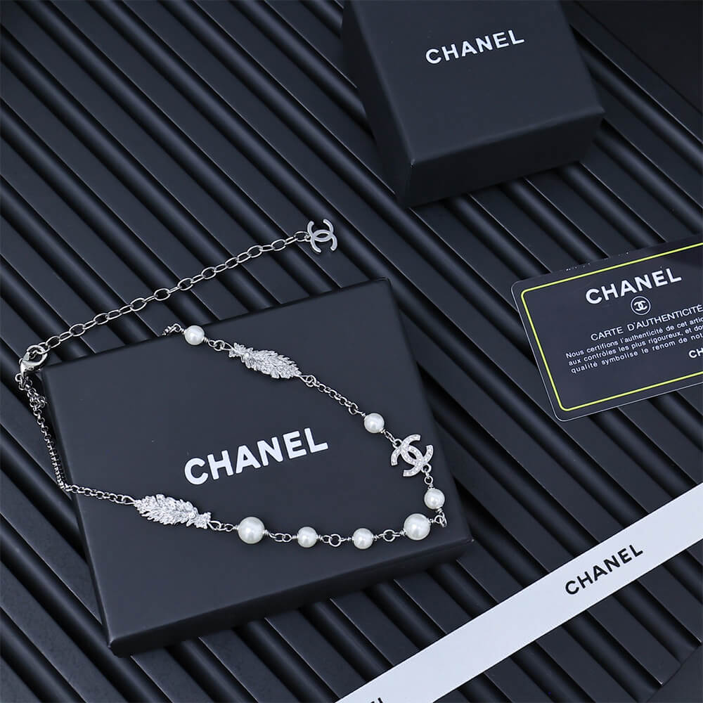 Ch**el Necklace