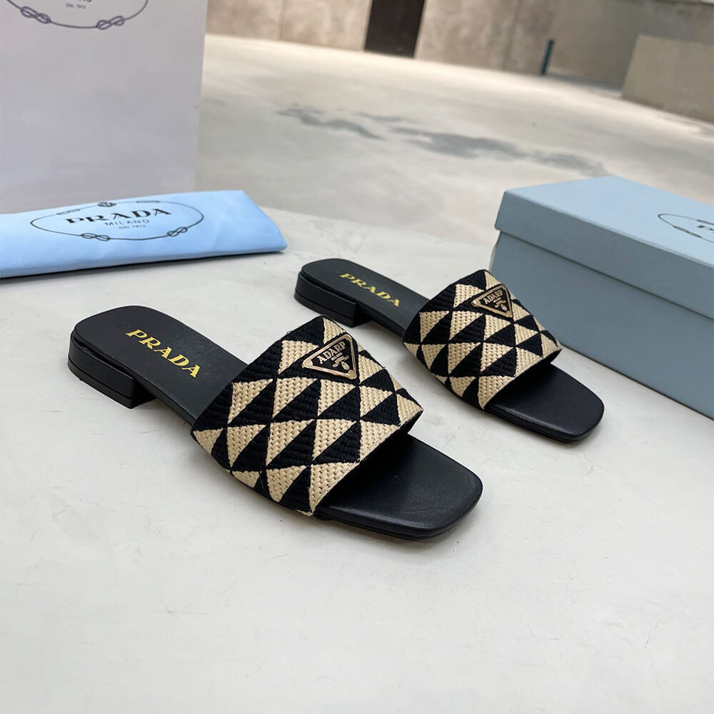 Pra*a Embroidered fabric slides