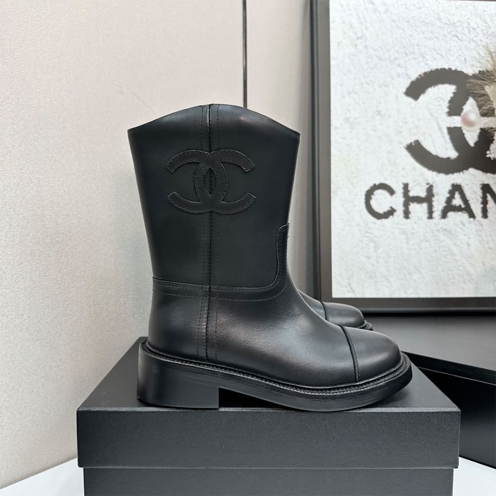 Ch**el Boots