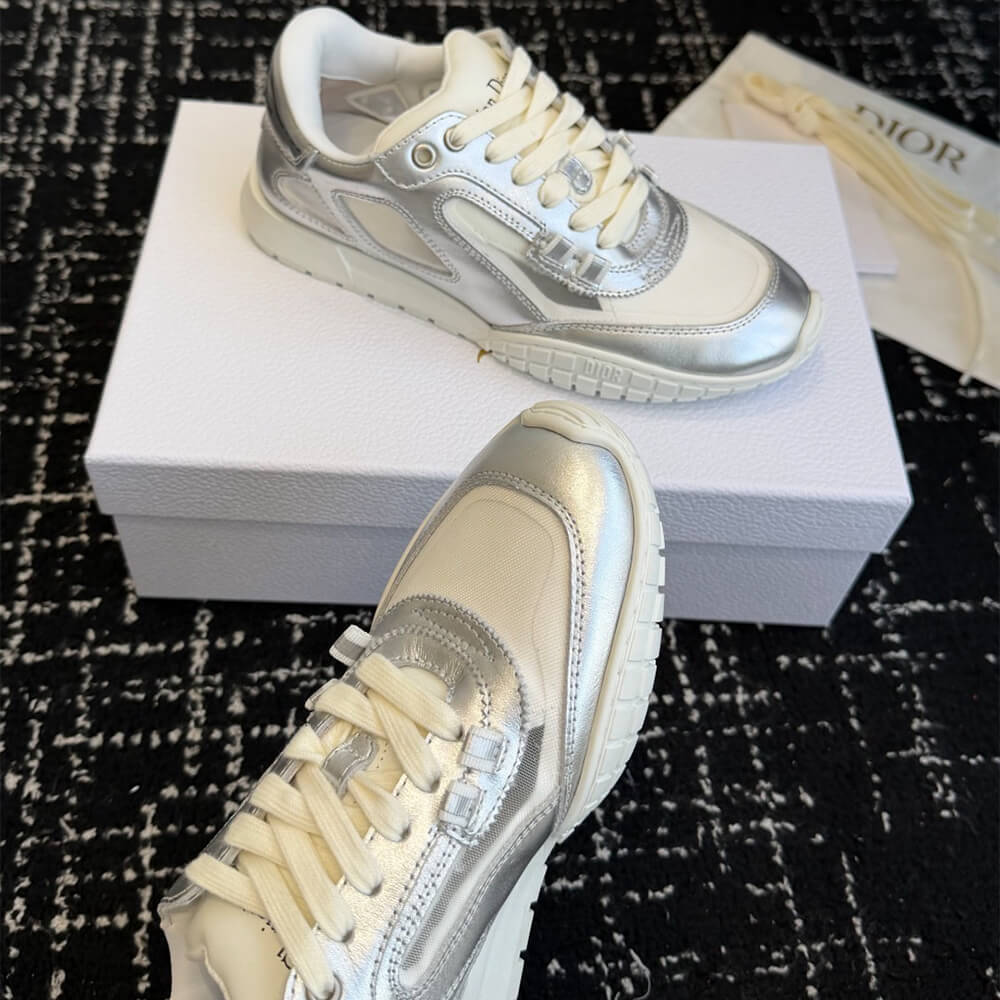 D10r Tech Sneaker