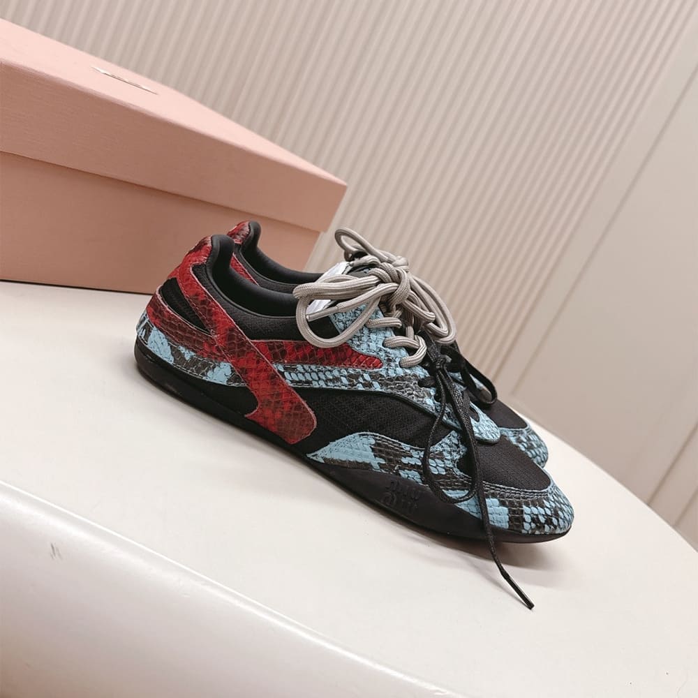 M1um1u Gymnasium Technical Sneaker