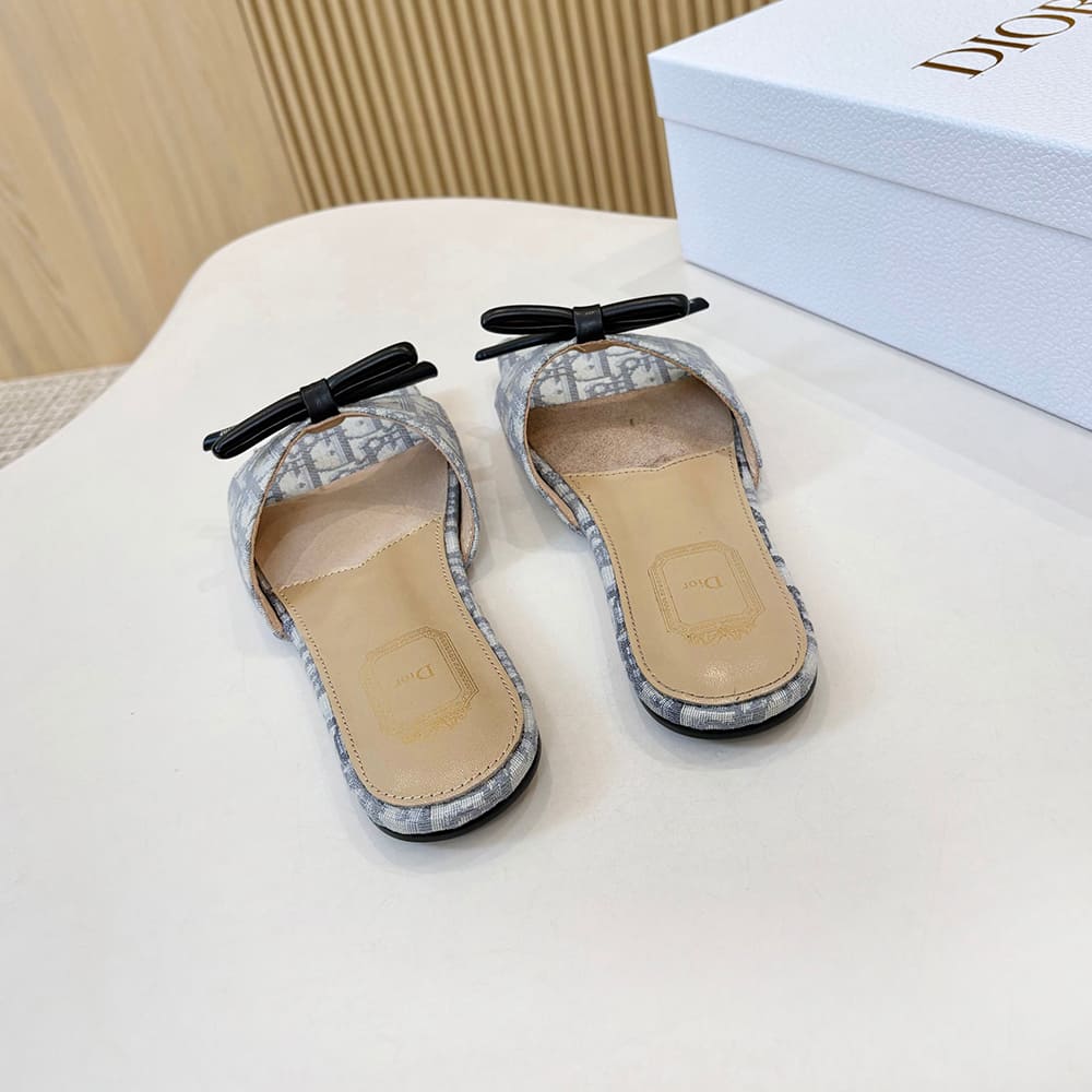 D10r Bow Slide (EU SIZE 35-43)