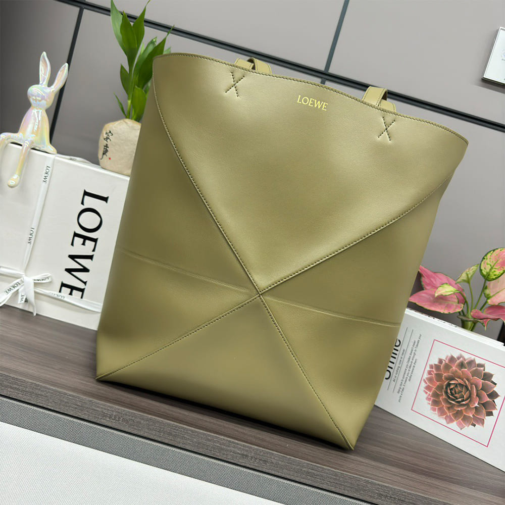 L0ew* XL Puzzle Fold tote in shiny calfskin(HIGH-END GRADE)