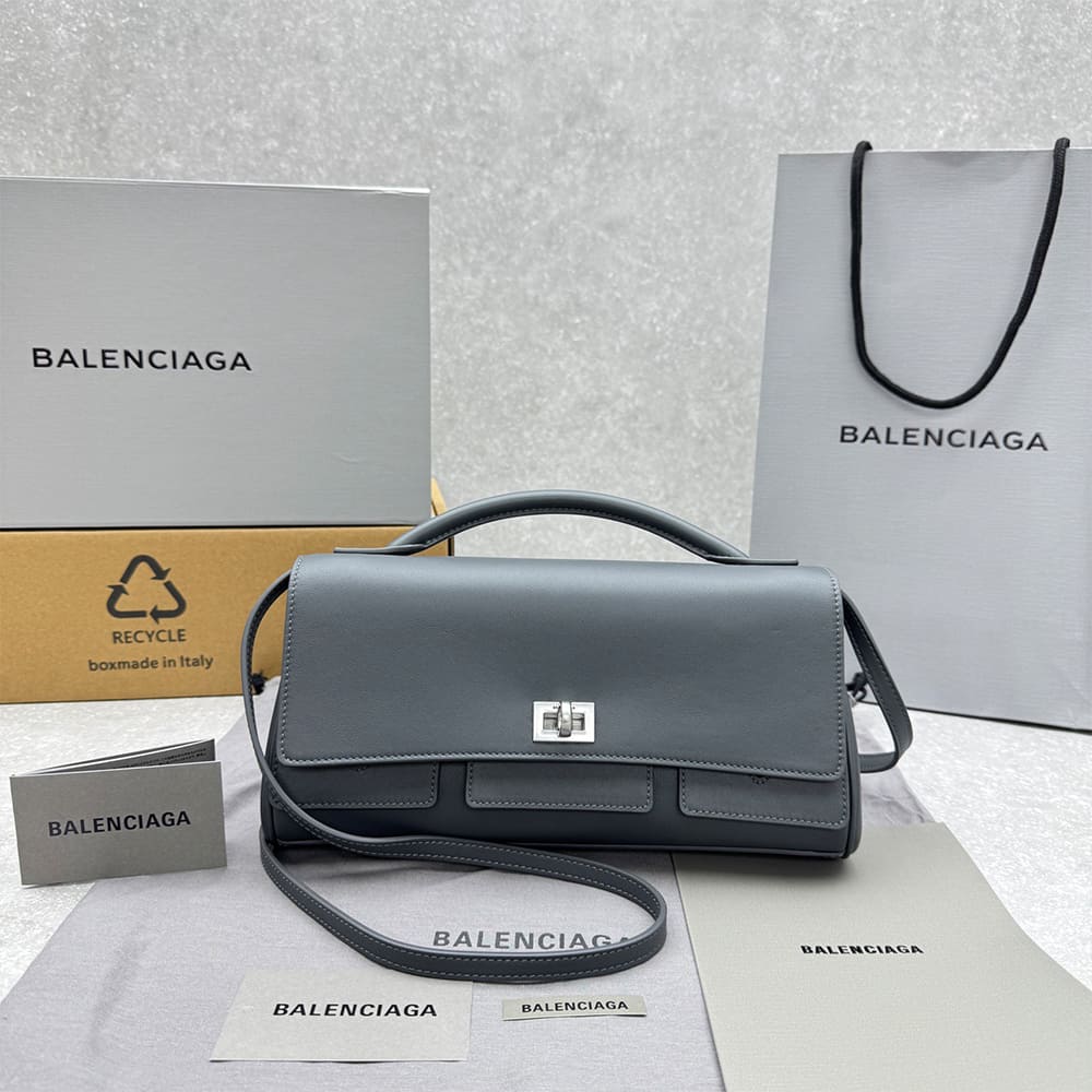 Ba1en*iaga Women’s Bel Air Clutch On Strap Small(HIGH-END GRADE)