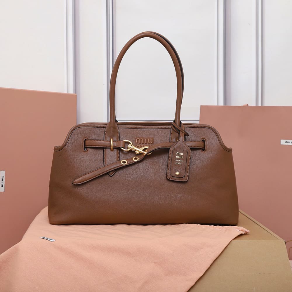 M1um1u Large Aventure nappa leather bag(HIGH-END GRADE)