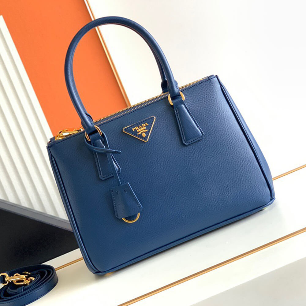 Medium Pra*a Galleria Saffiano leather bag