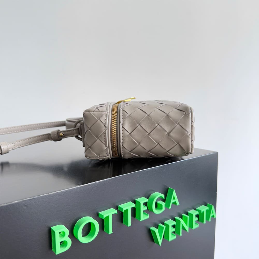 B0tt*ga Ven*ta Bang Bang Vanity Case(high-end grade)