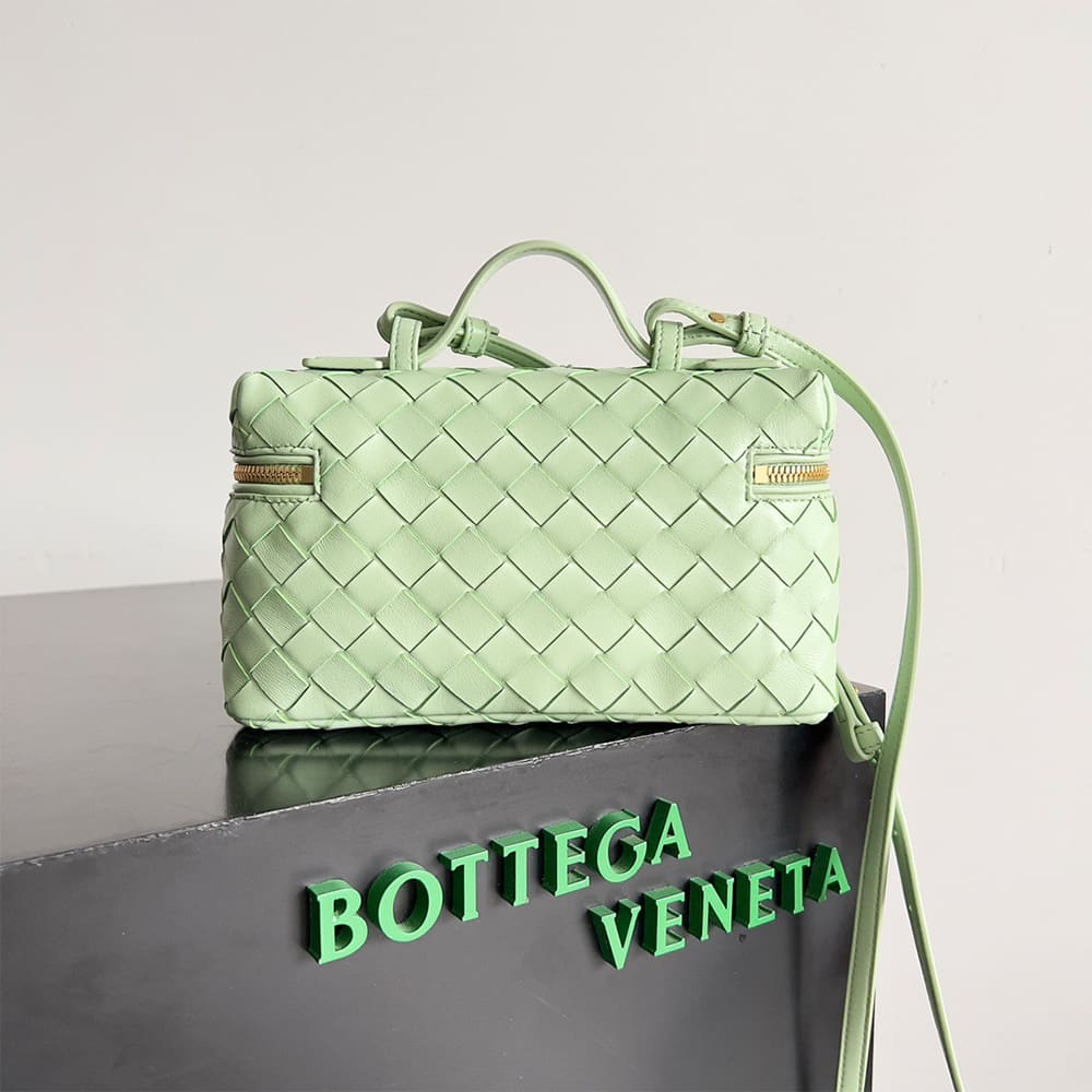 B0tt*ga Ven*ta Bang Bang Vanity Case(high-end grade)