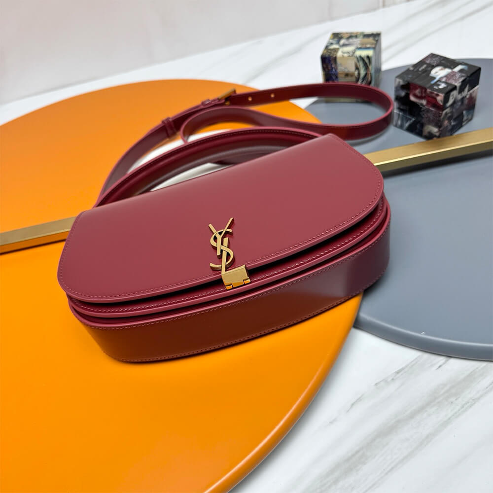 Y51 VOLTAIRE in BOX Sa1nt Lau*nt