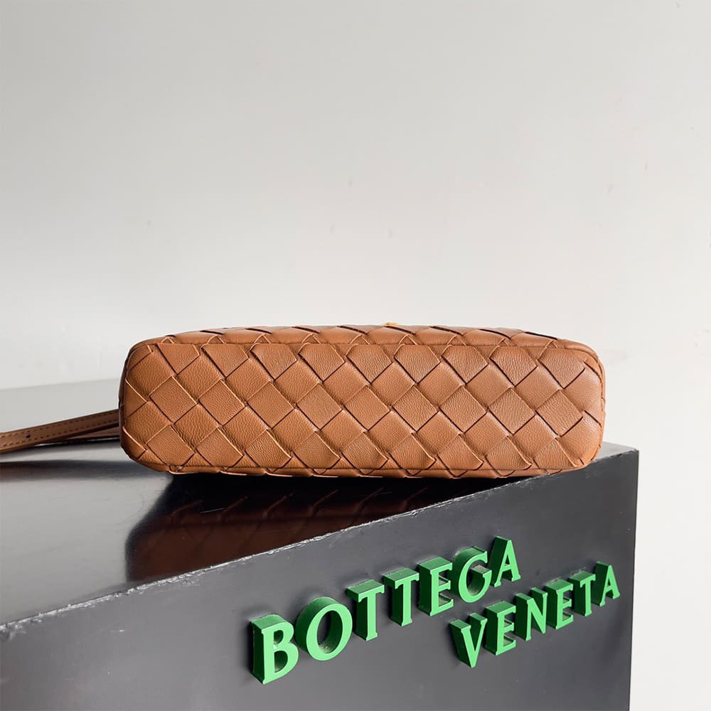 B0tt*ga Ven*ta Bang Bang Vanity Case(high-end grade)