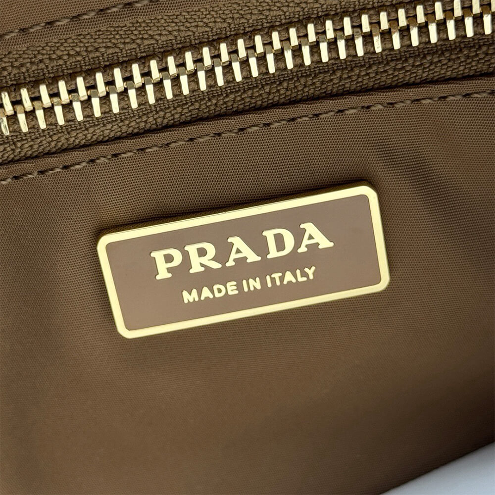 Pra*a Explore large Re-Nylon and leather bag(HIGH-END GRADE)