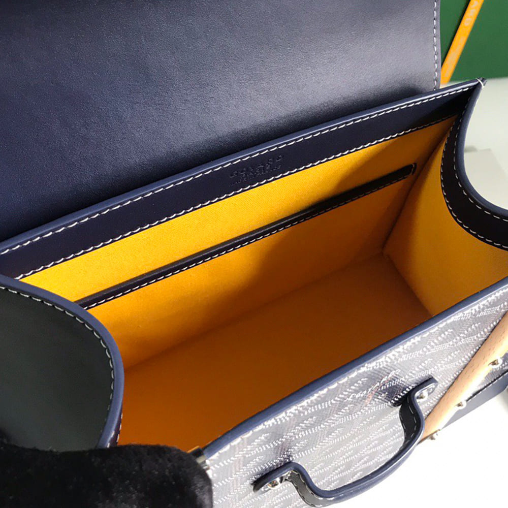 G09ard Saigon Structure PM Bag